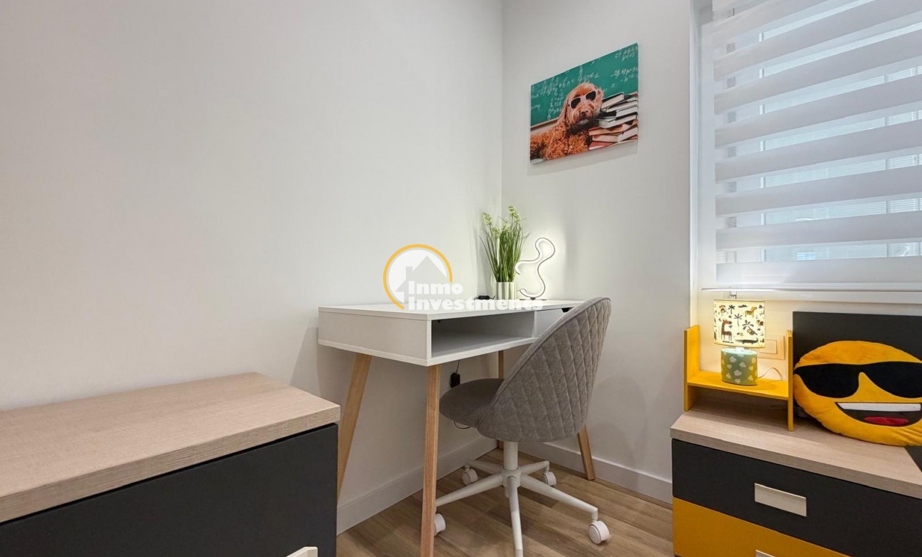 Reventa - Apartamento - Torrevieja - Centro