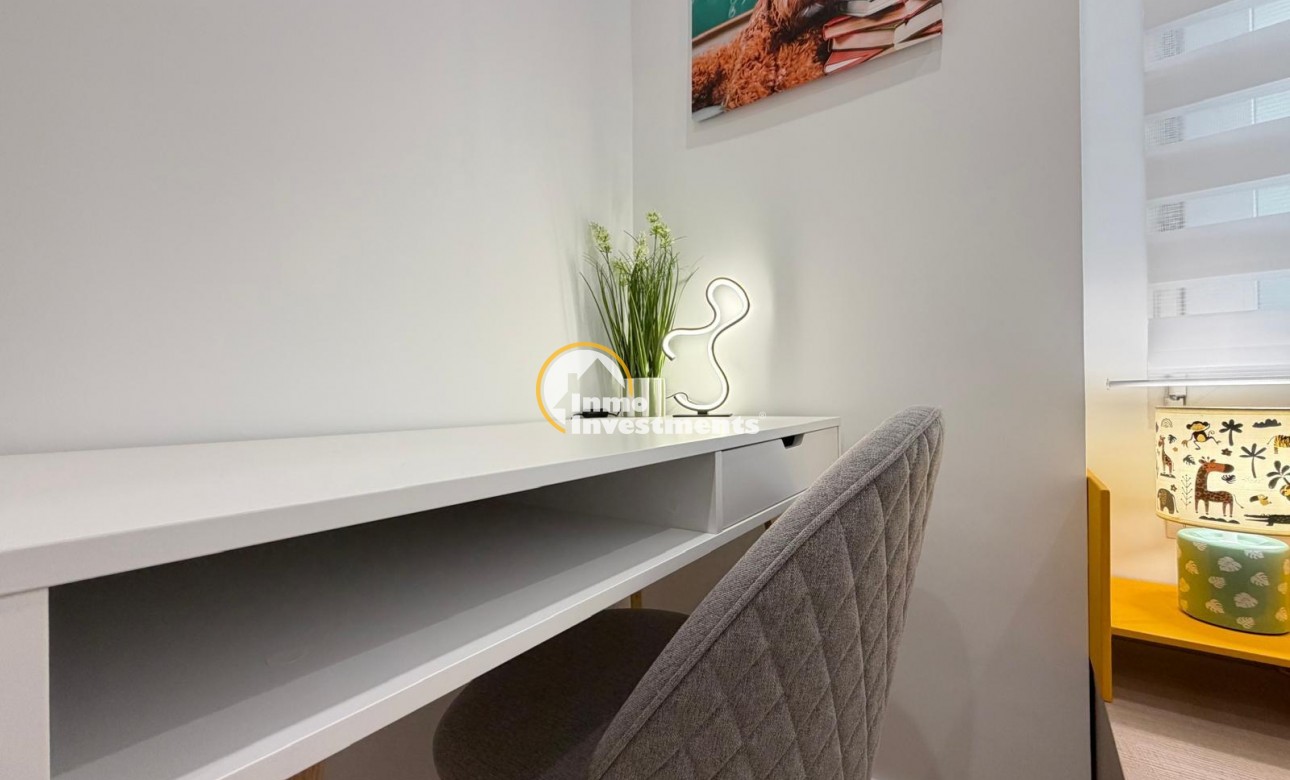 Reventa - Apartamento - Torrevieja - Centro