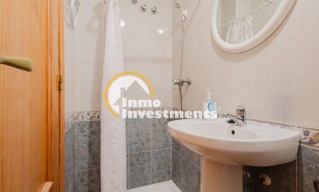 Resale - Apartment - Torrevieja - PARQUE DE LAS NACIONES