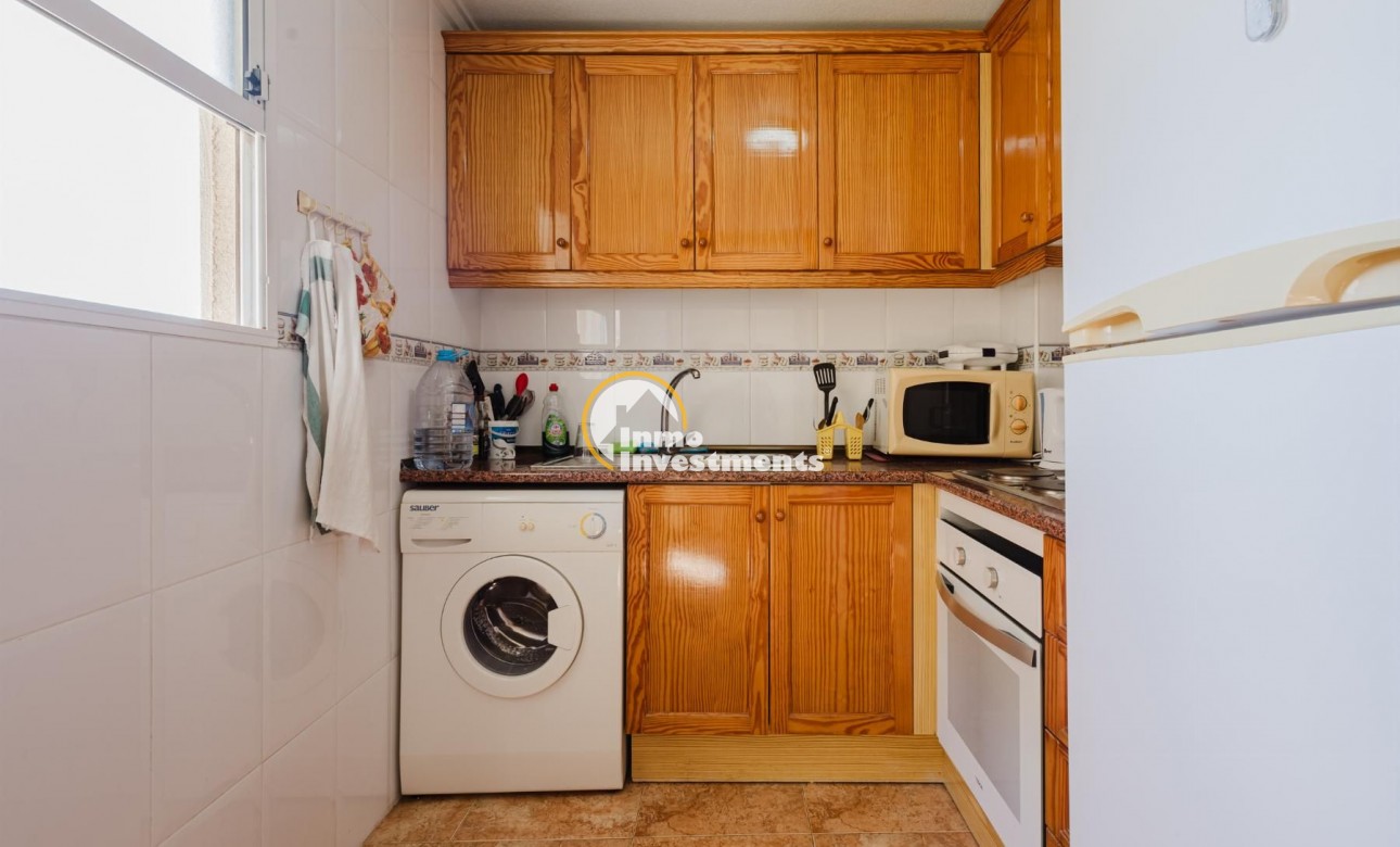 Resale - Apartment - Torrevieja - PARQUE DE LAS NACIONES