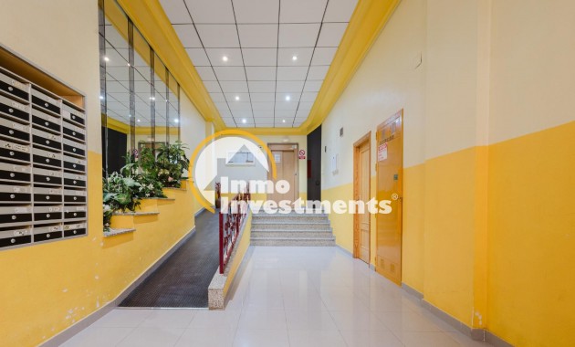 Resale - Apartment - Torrevieja - PARQUE DE LAS NACIONES