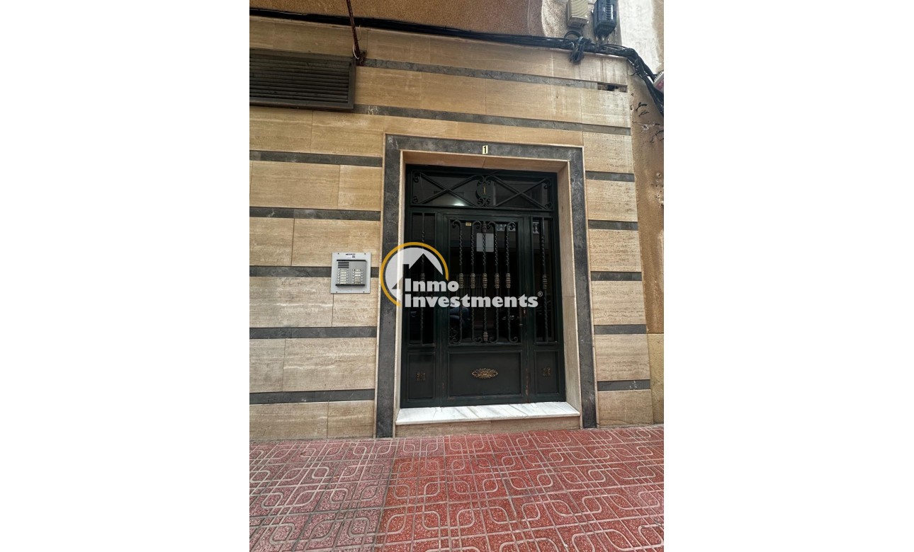 Resale - Apartment - Torrevieja - Playa del Cura