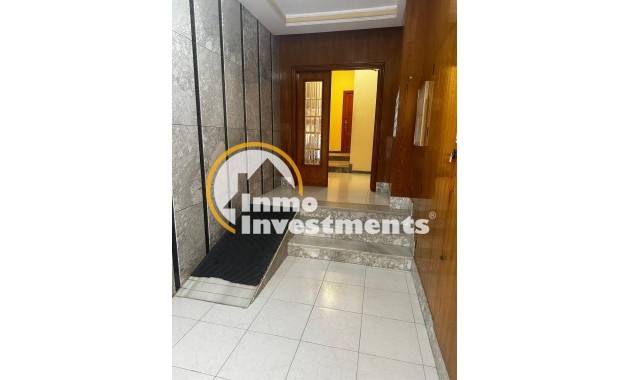 Resale - Apartment - Torrevieja - Playa del Cura