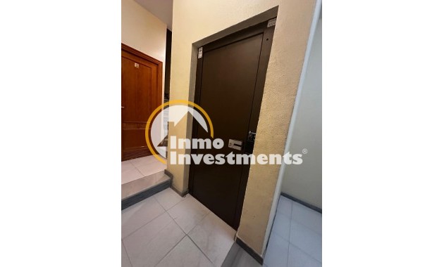 Resale - Apartment - Torrevieja - Playa del Cura
