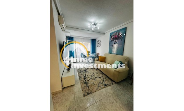 Resale - Apartment - Torrevieja - Playa del Cura