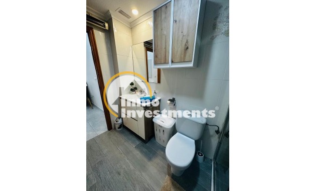 Resale - Apartment - Torrevieja - Playa del Cura