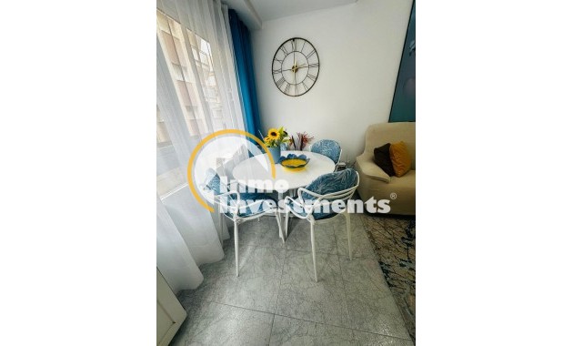Resale - Apartment - Torrevieja - Playa del Cura