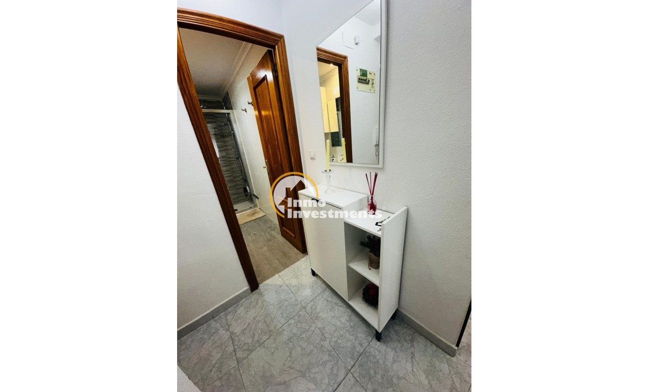 Resale - Apartment - Torrevieja - Playa del Cura