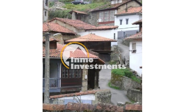 Reventa - stone house - Oviedo