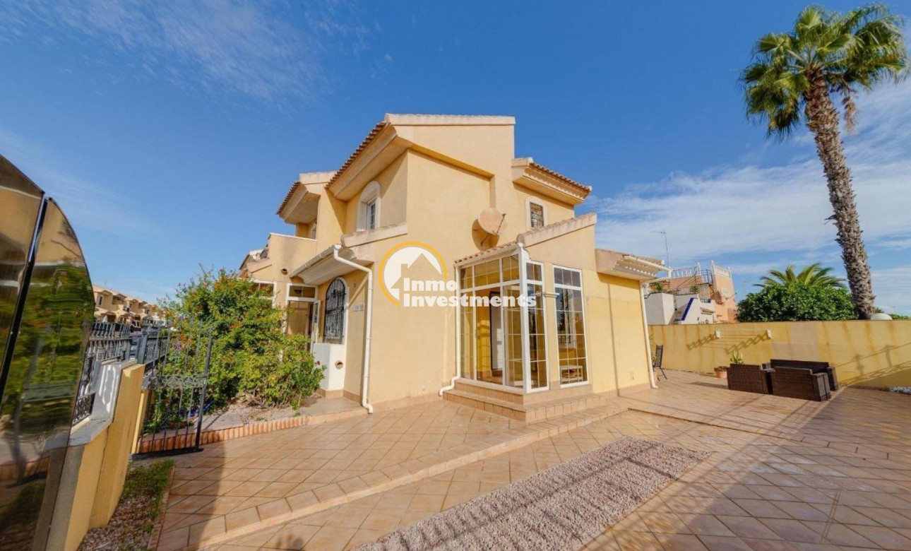 Till salu - Villa - Orihuela Costa - Playa Flamenca