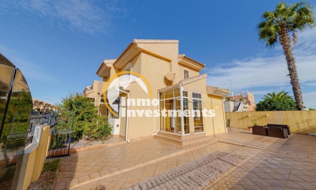 Till salu - Villa - Orihuela Costa - Playa Flamenca