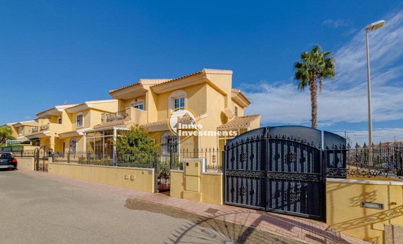 Till salu - Villa - Orihuela Costa - Playa Flamenca