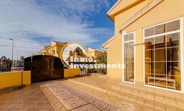 Till salu - Villa - Orihuela Costa - Playa Flamenca