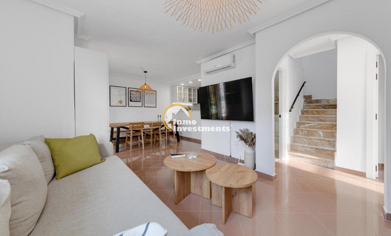 Till salu - Villa - Orihuela Costa - Playa Flamenca