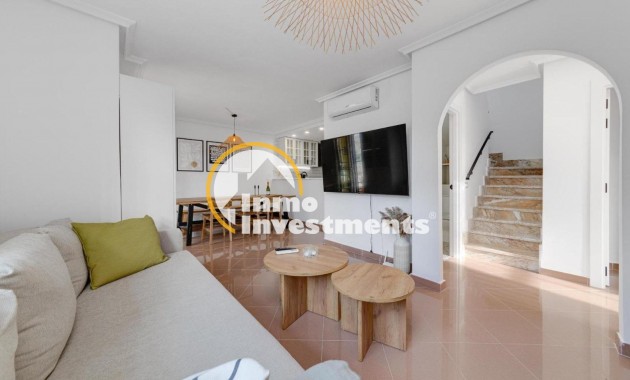 Till salu - Villa - Orihuela Costa - Playa Flamenca