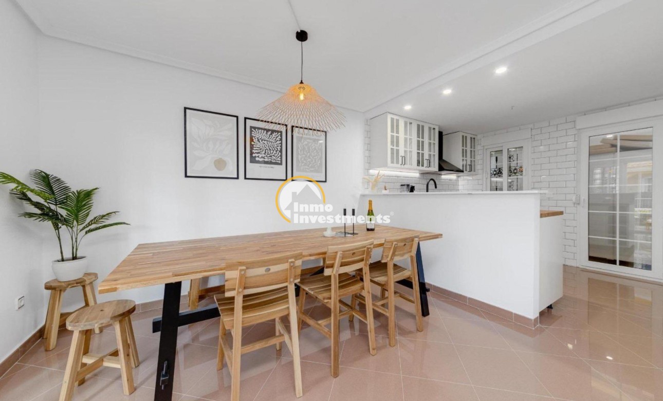 Till salu - Villa - Orihuela Costa - Playa Flamenca