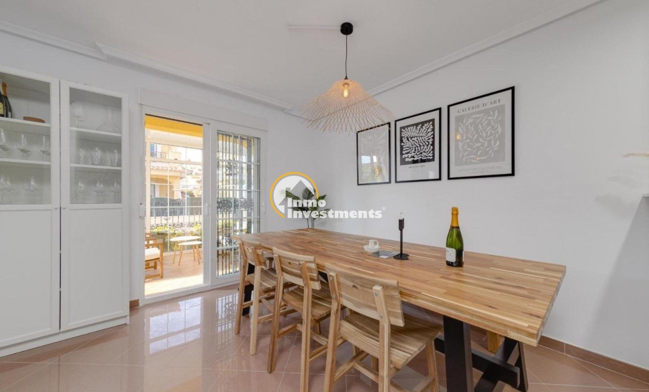 Till salu - Villa - Orihuela Costa - Playa Flamenca