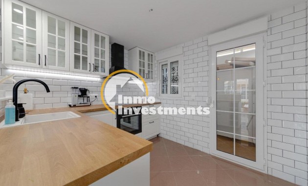 Till salu - Villa - Orihuela Costa - Playa Flamenca