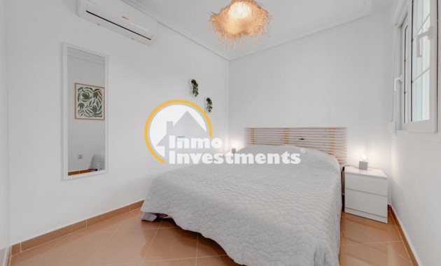 Till salu - Villa - Orihuela Costa - Playa Flamenca