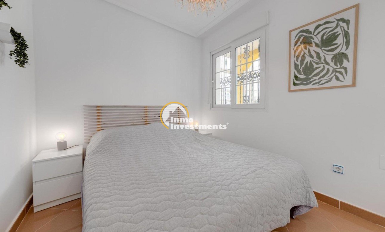 Till salu - Villa - Orihuela Costa - Playa Flamenca