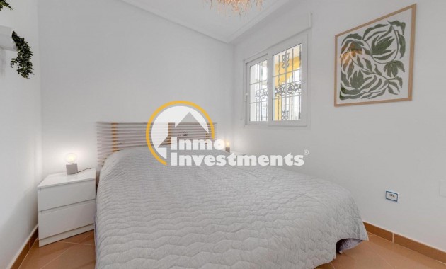 Till salu - Villa - Orihuela Costa - Playa Flamenca