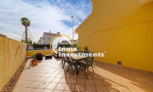 Till salu - Villa - Orihuela Costa - Playa Flamenca