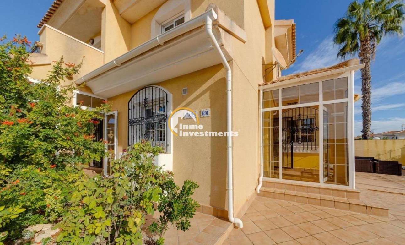 Till salu - Villa - Orihuela Costa - Playa Flamenca