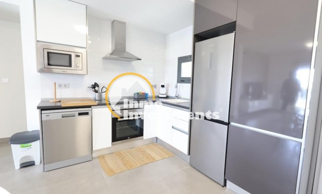 Resale - Bungalow - Pilar de la Horadada - Zona Pueblo