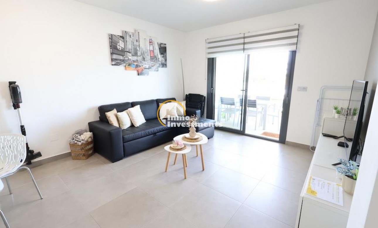 Resale - Bungalow - Pilar de la Horadada - Zona Pueblo