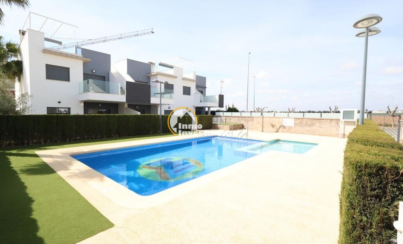 Resale - Bungalow - Pilar de la Horadada - Zona Pueblo