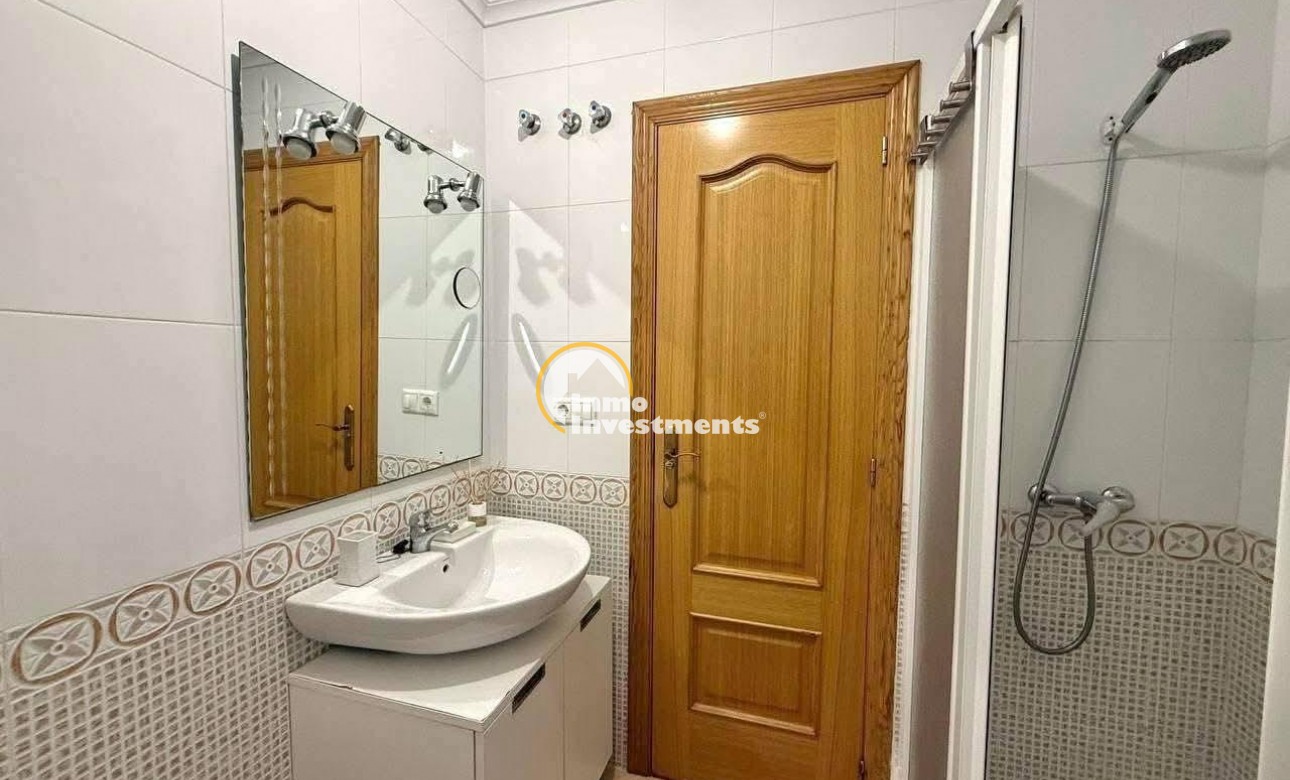 Reventa - Apartamento - Torrevieja - Playa del Cura