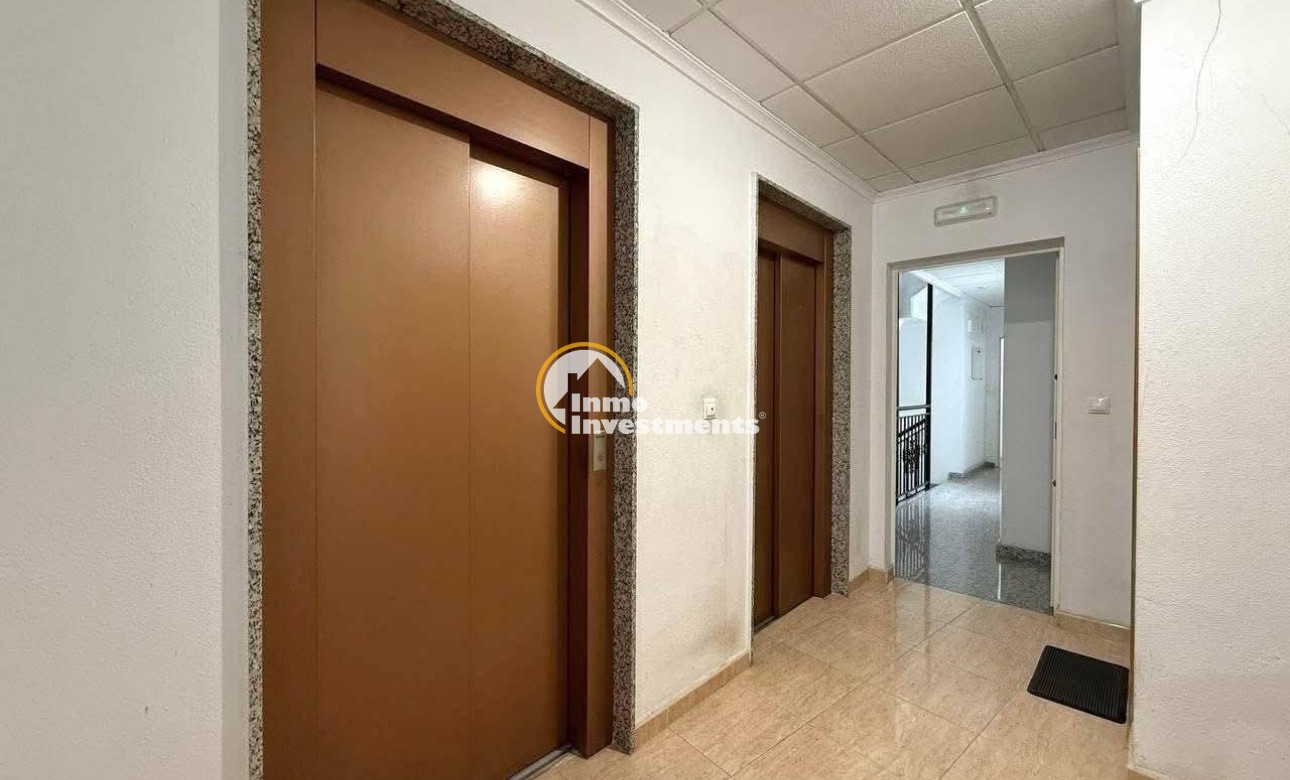 Reventa - Apartamento - Torrevieja - Playa del Cura