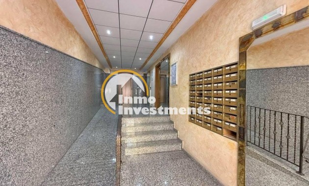 Reventa - Apartamento - Torrevieja - Playa del Cura