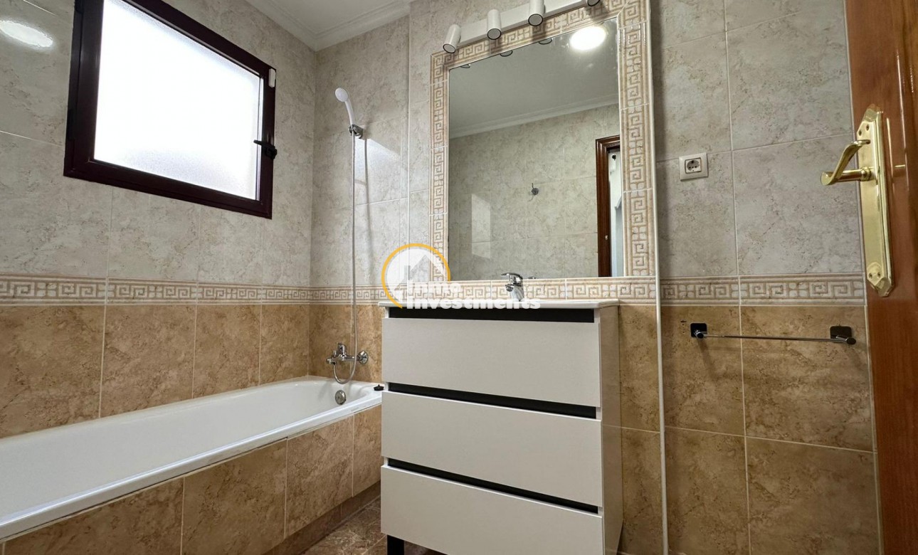 Reventa - Apartamento - Orihuela Costa - Campoamor