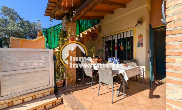 Reventa - Chalet independiente - Torrevieja - Aguas Nuevas