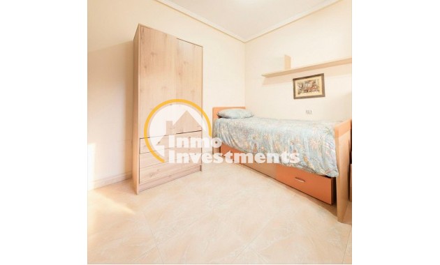 Reventa - Chalet independiente - Torrevieja - Aguas Nuevas