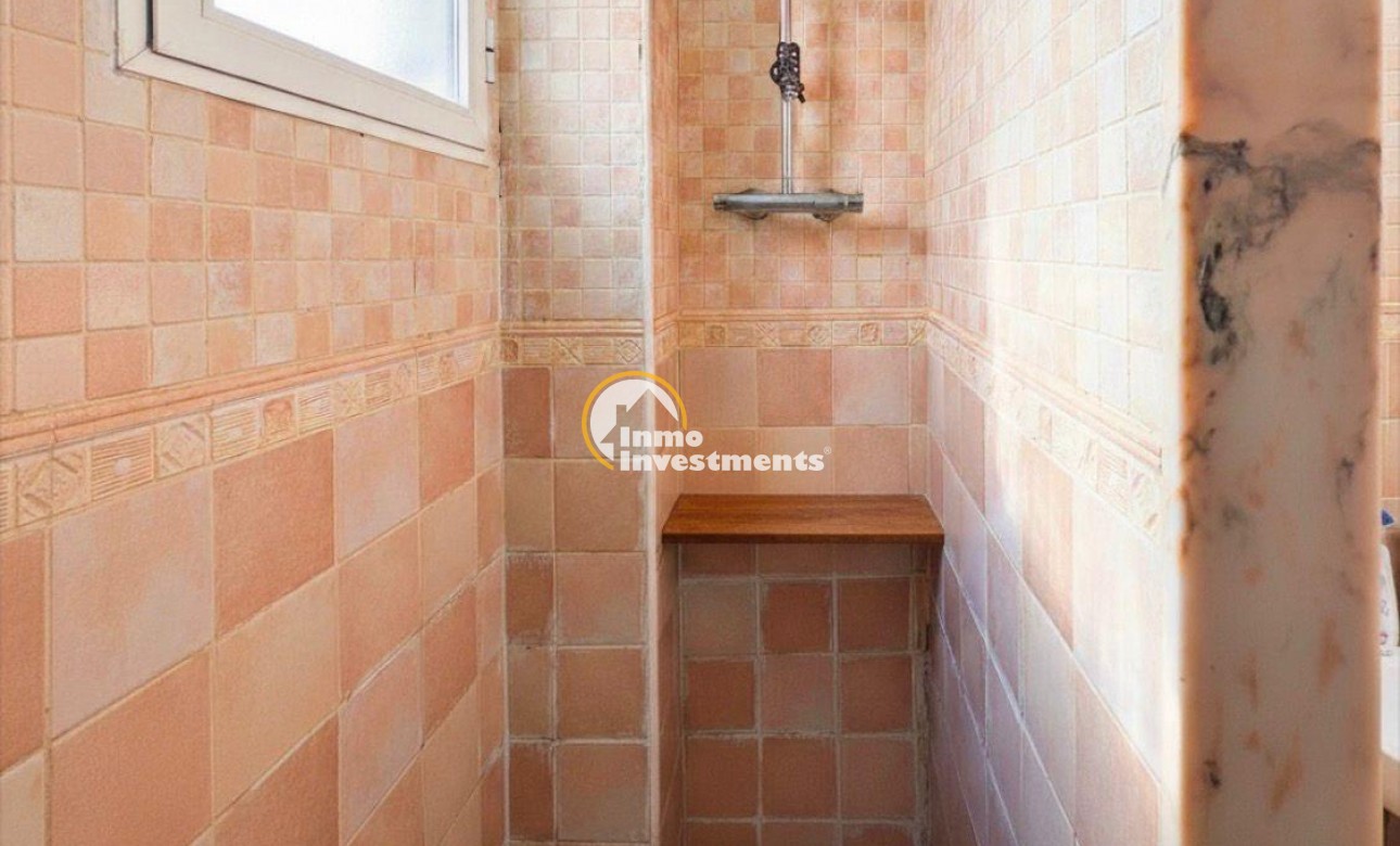 Reventa - Chalet independiente - Torrevieja - Aguas Nuevas