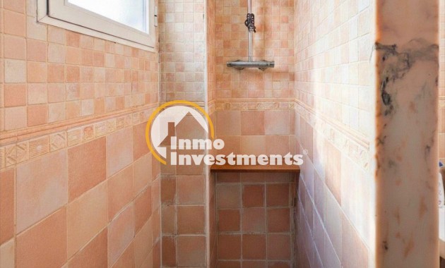 Reventa - Chalet independiente - Torrevieja - Aguas Nuevas