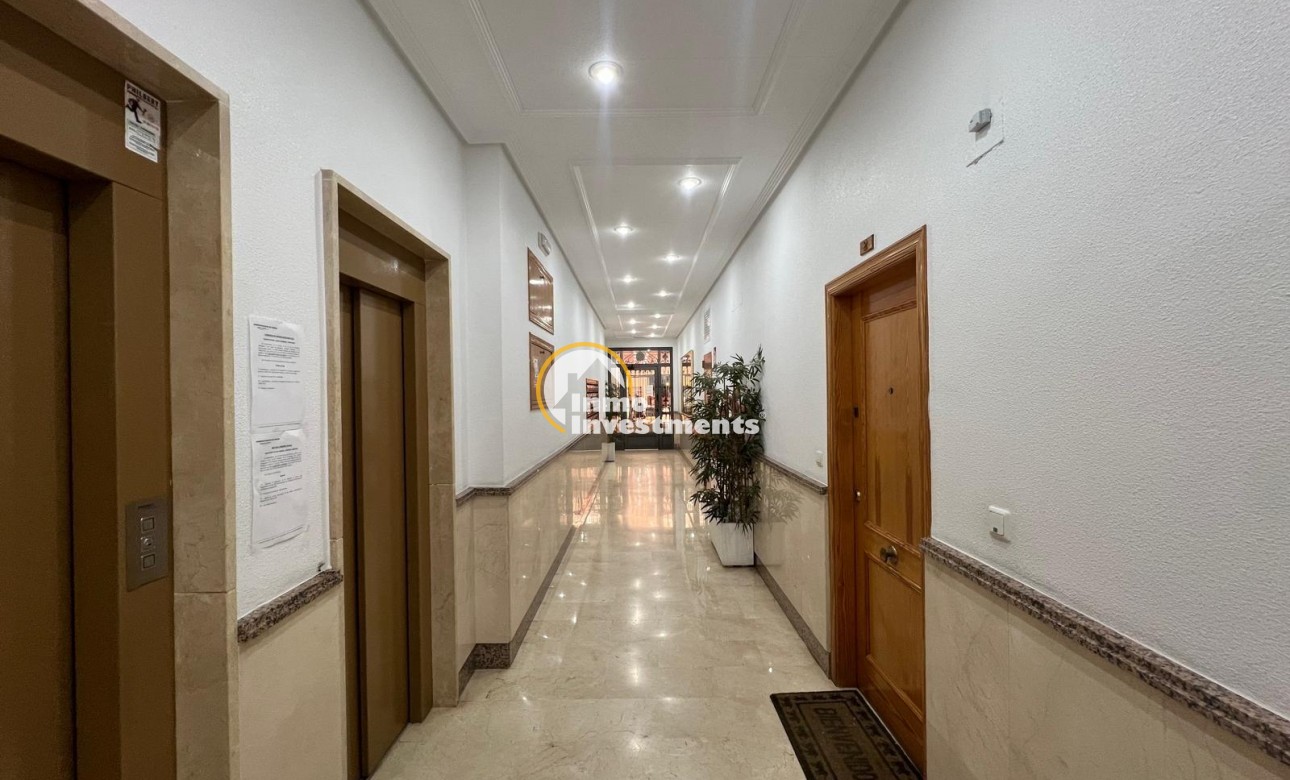 Reventa - Apartamento - Torrevieja - Centro