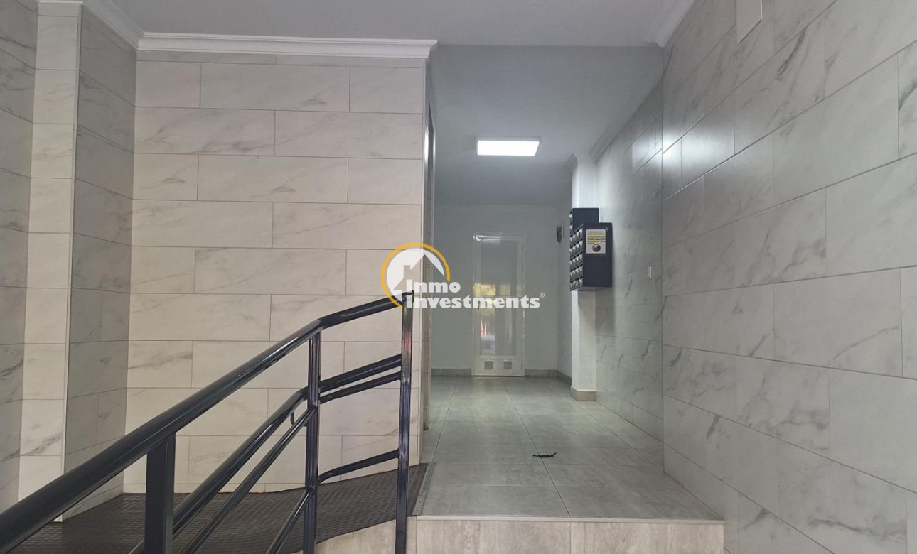 Reventa - Apartamento - Torrevieja - Acequion