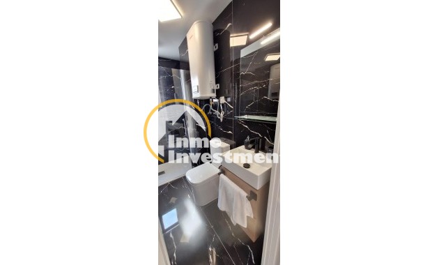 Reventa - Apartamento - Torrevieja - Acequion