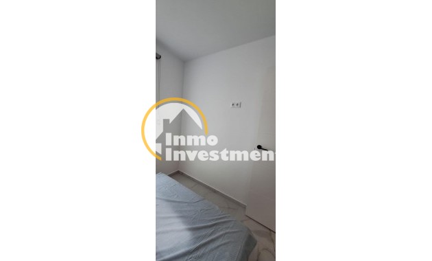 Reventa - Apartamento - Torrevieja - Acequion