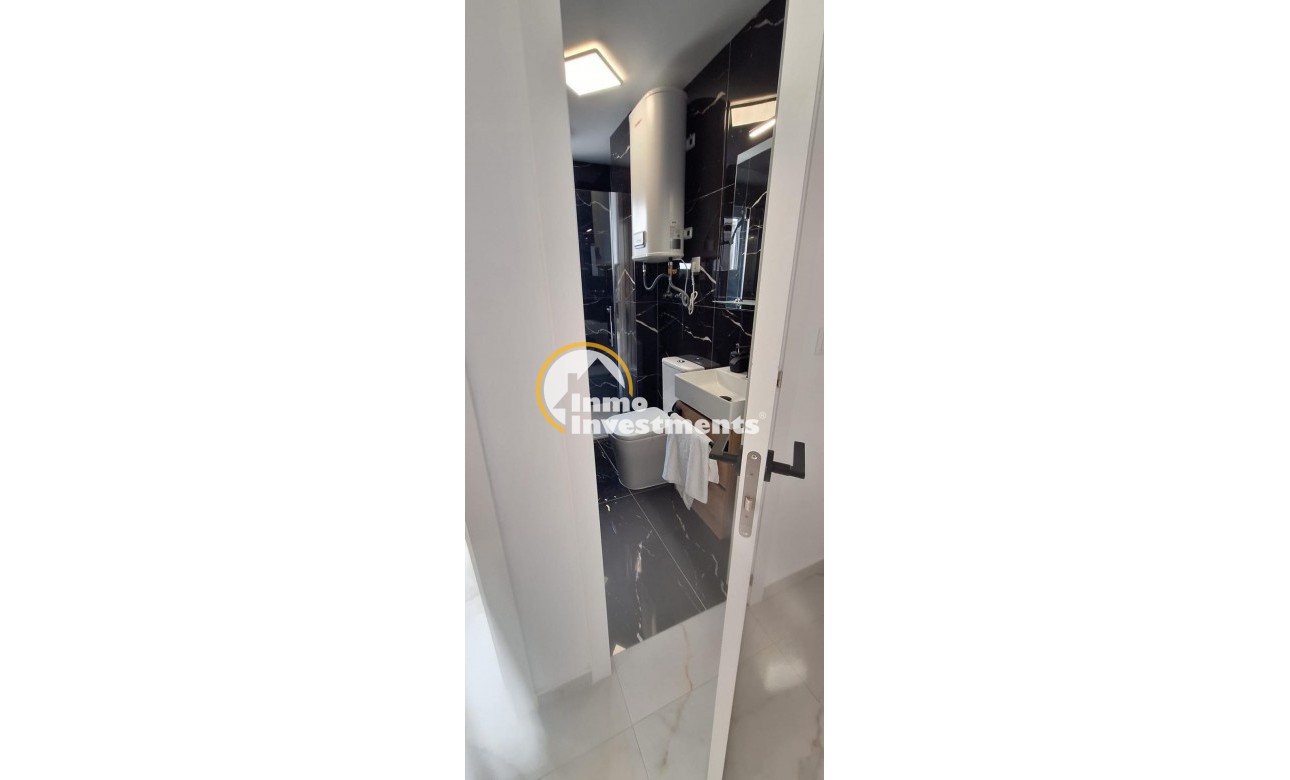 Reventa - Apartamento - Torrevieja - Acequion