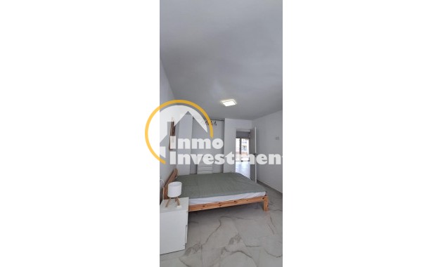 Reventa - Apartamento - Torrevieja - Acequion
