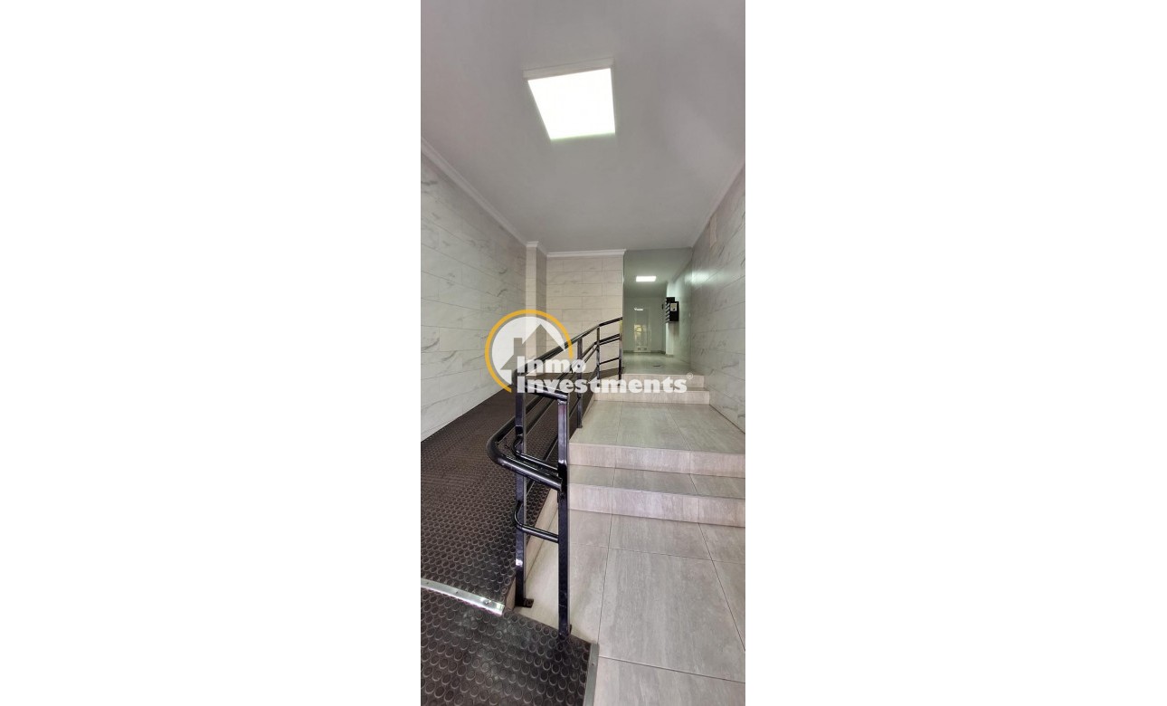 Reventa - Apartamento - Torrevieja - Acequion