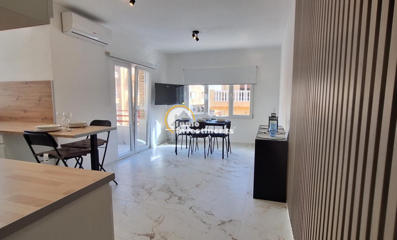 Reventa - Apartamento - Torrevieja - Estacion de autobuses