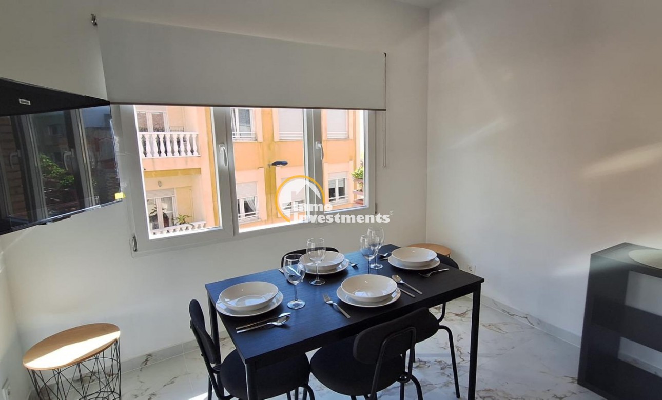 Reventa - Apartamento - Torrevieja - Estacion de autobuses