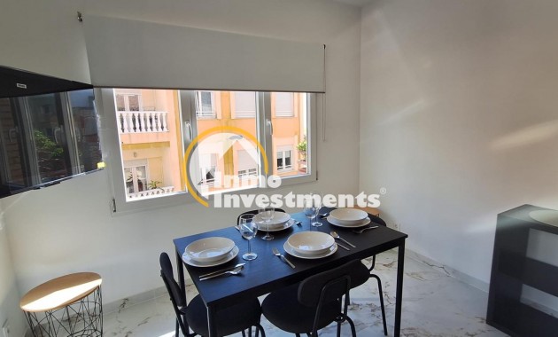 Reventa - Apartamento - Torrevieja - Estacion de autobuses