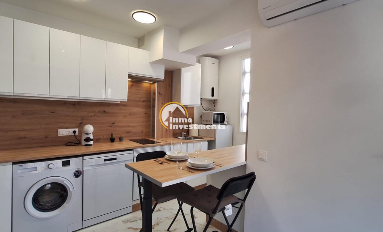 Reventa - Apartamento - Torrevieja - Estacion de autobuses