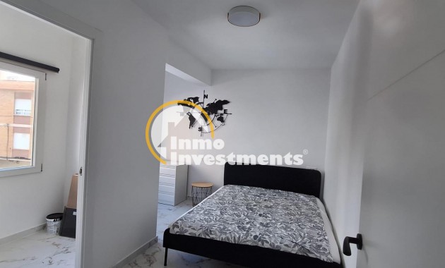 Reventa - Apartamento - Torrevieja - Estacion de autobuses